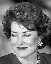 Elizabeth Dole, voorzitter Amerikaanse Rode Kruis